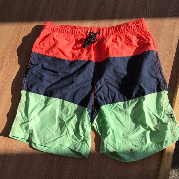 Nautica swim shorts - Picture 1 of 3